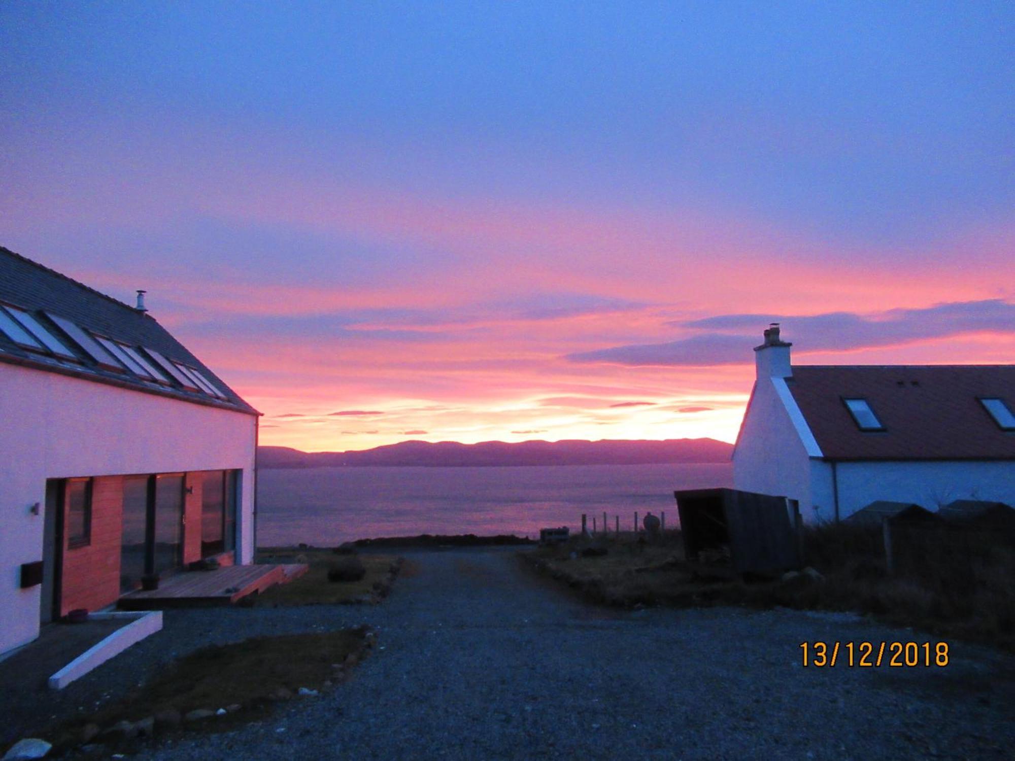Croft 7 Geary Self Catering Studio With Stunning Sea Views Экстерьер фото